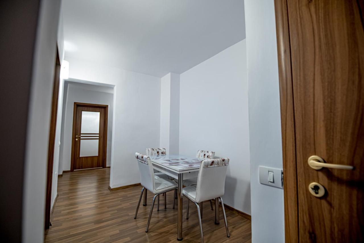 Apartament 3 Camere Royal בראשוב מראה חיצוני תמונה
